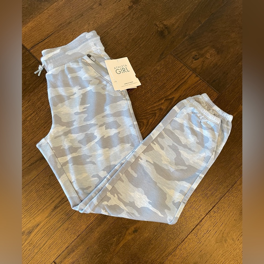 NWT Athleta Girl Warm Up Jogger